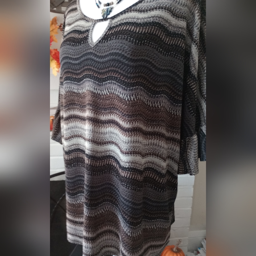 Women's Top